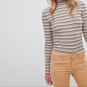 Monki turtle neck XL